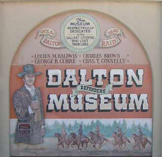 Dalton Defenders Museum mural